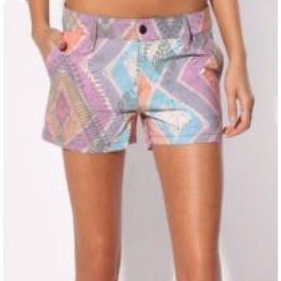 Dakine Pants - Dakine Hawaii size 5 New classic boardie Shorts